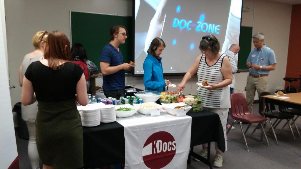 KDocsFF Special Screening People Gathering Food